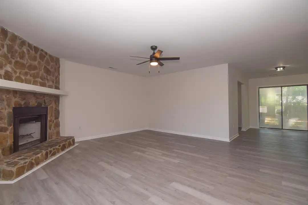 206 Tram Blvd - View 3