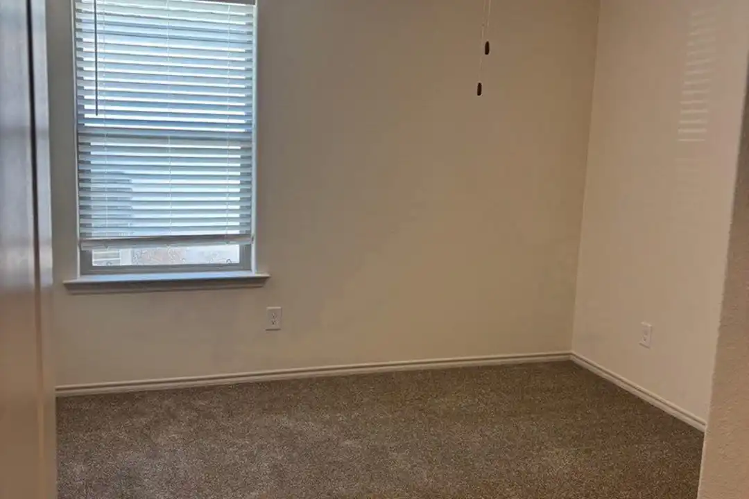8505 E County Rd 110 - View 6