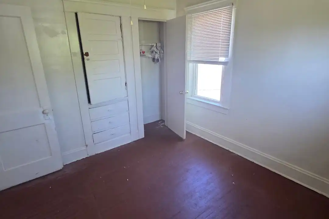 11807 Honeydale Ave unit 2 – pohled 5