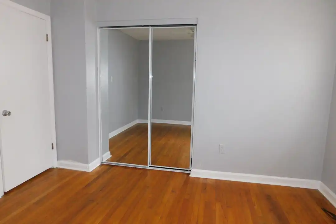 507 NW 34th Ter - View 4