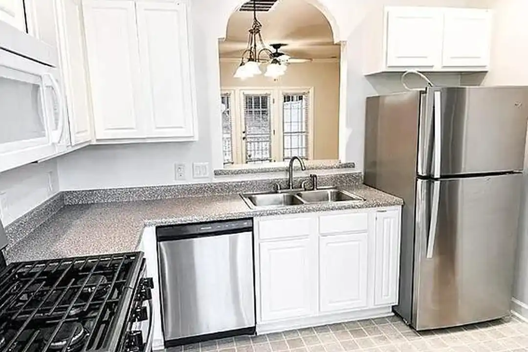 2226 Trailwood Valley Cir unit 2226 – pohled 4