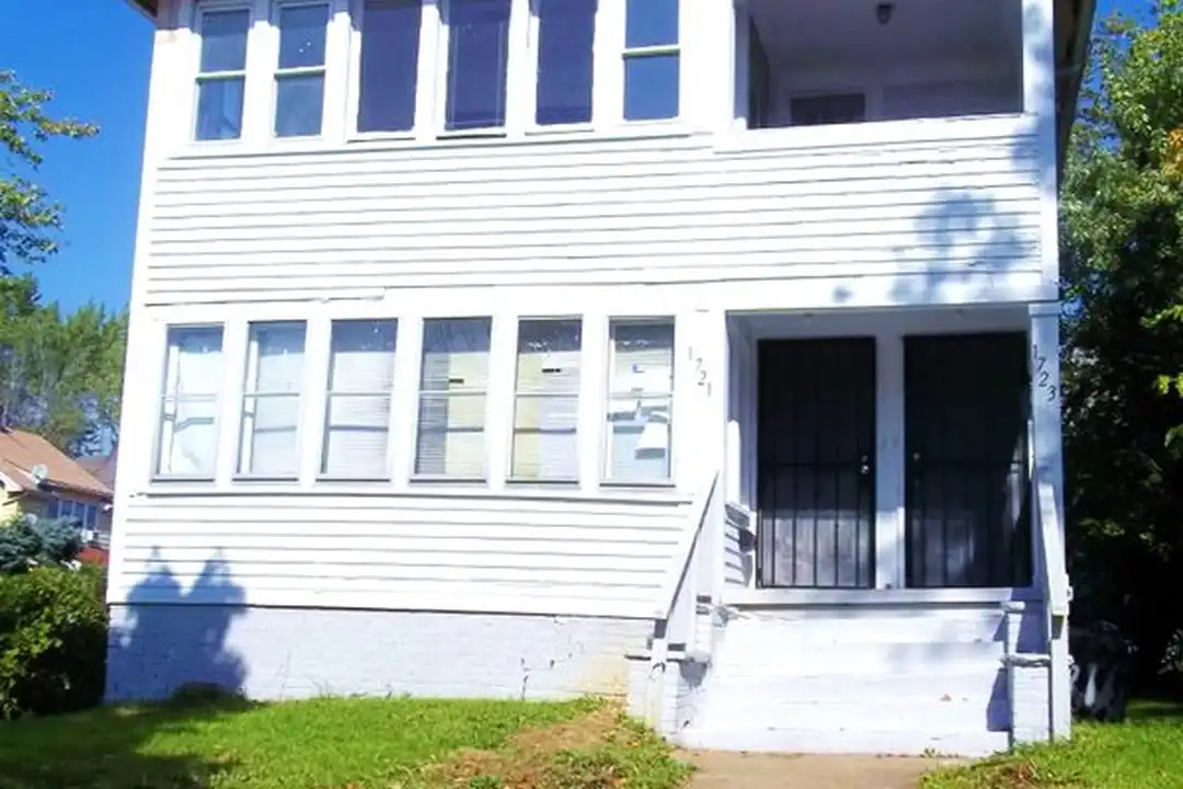 1721 Rosedale Ave – photo 1