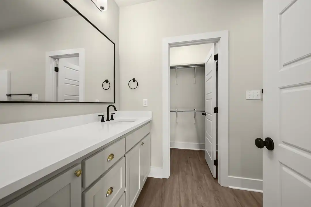 8007 Arnold Rd unit 13C - More