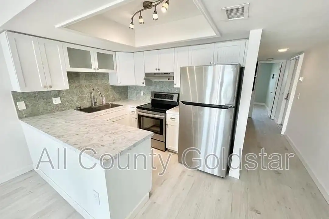 4410 Warren Ave unit 104 - View 5