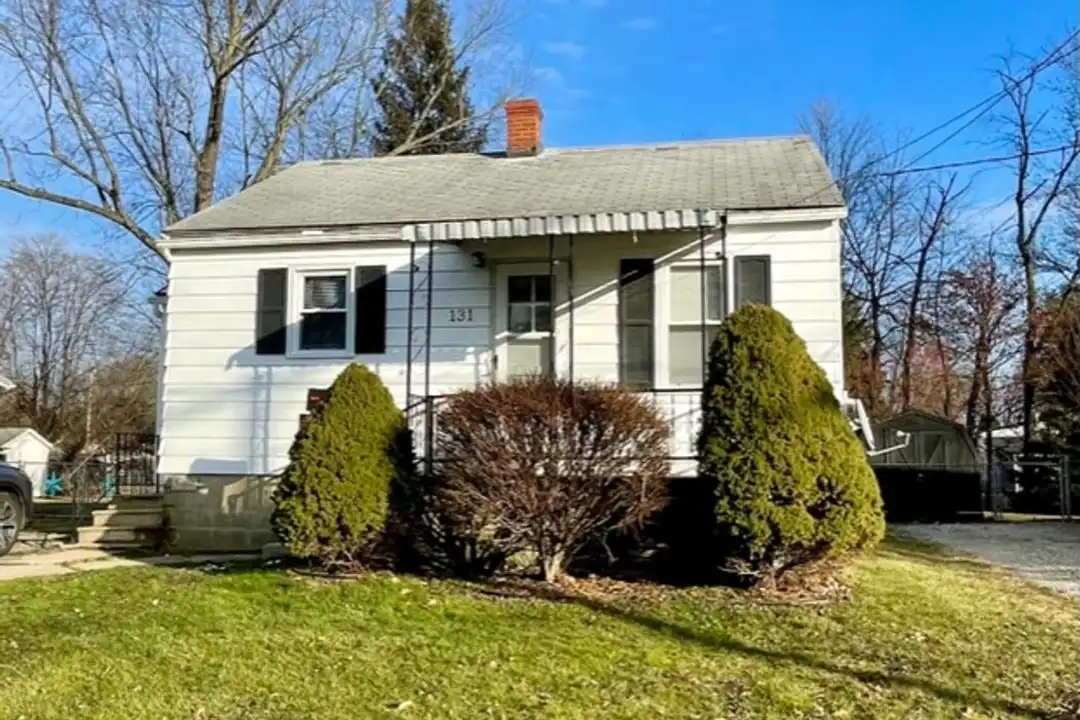 131 Lincoln Ave – photo 1