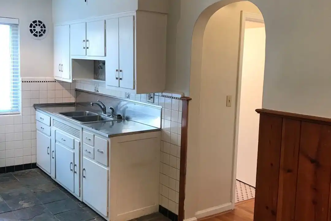 3834 Hyde Park Ave unit 03 - View 3
