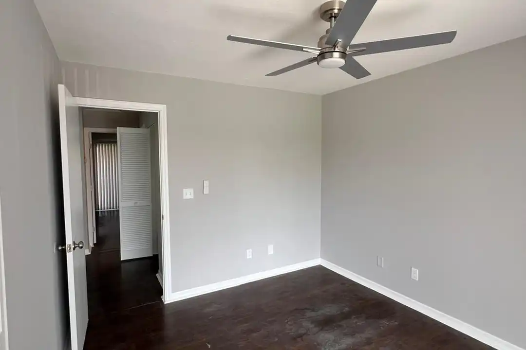 811 SE 12th Ave unit 302 - View 3