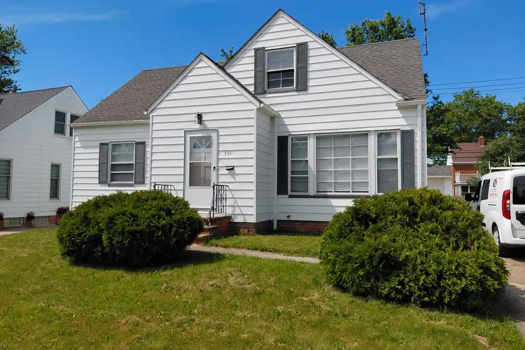 3911 Warrendale Rd – photo 1
