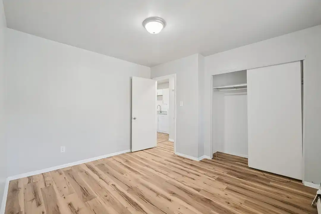 Aspen Creek Apartments - More