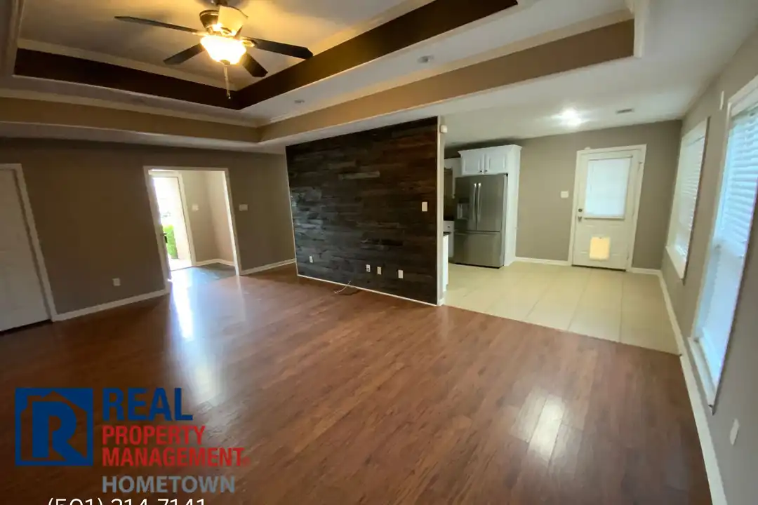2809 Ewing Ln - View 3