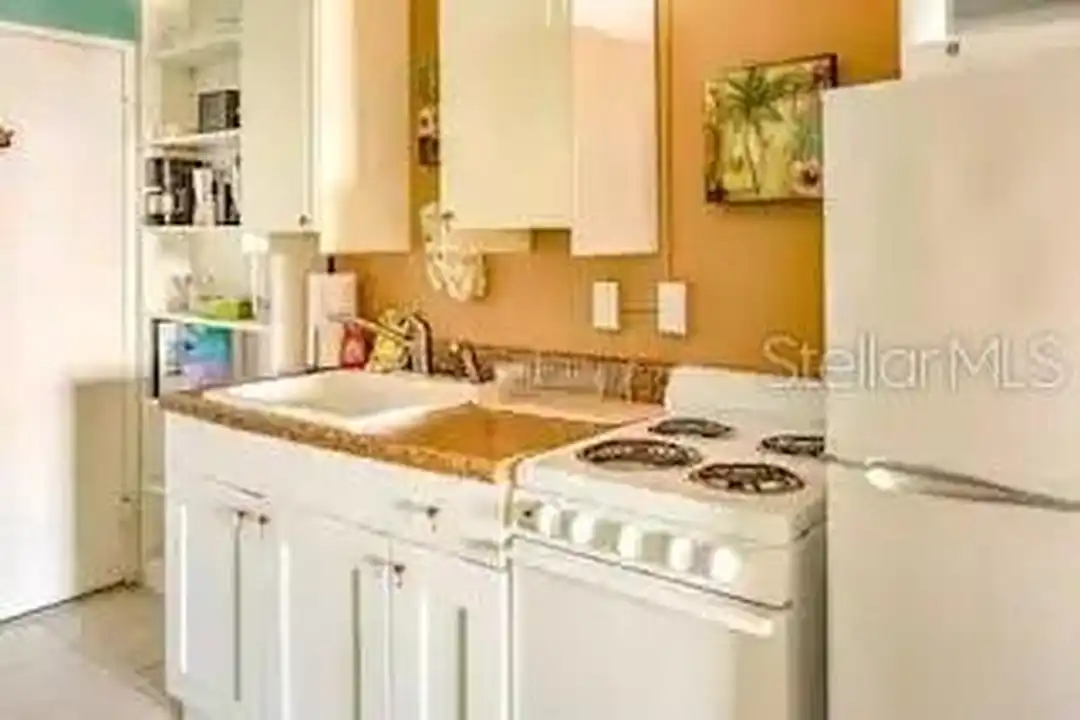 Apartment in Daytona Beach - View 5