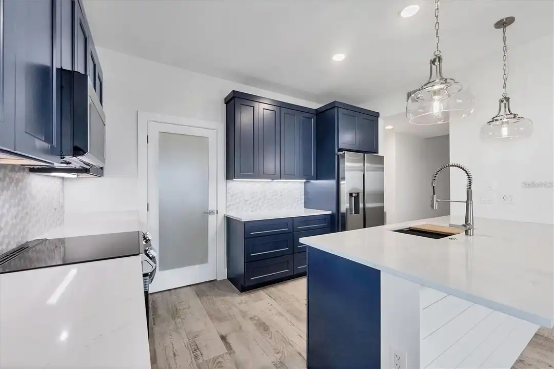 9203 Griggs Rd #204 - View 6