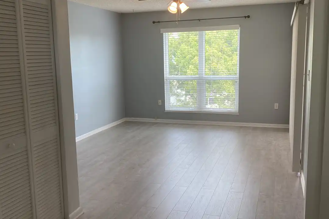 610 Windrush Bay Dr unit 226 - View 4