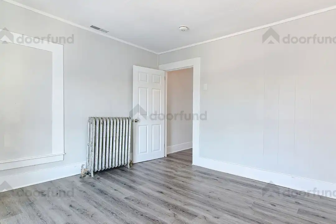 11 Pleasant St unit 7 - View 3