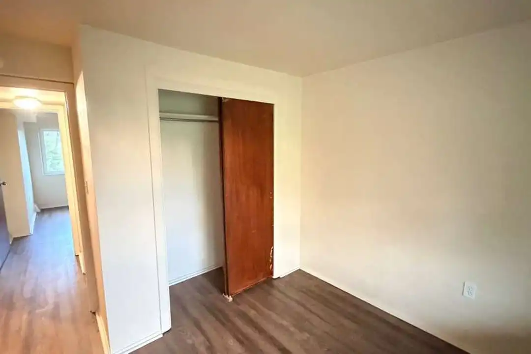 514 Guyasuta Rd unit 2 - More