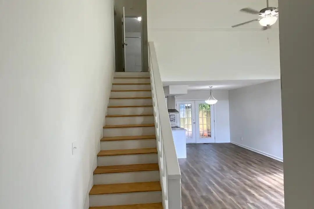 3977 Darryl Ln - View 4