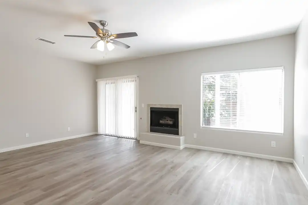 1211 E Winter Dr - View 5