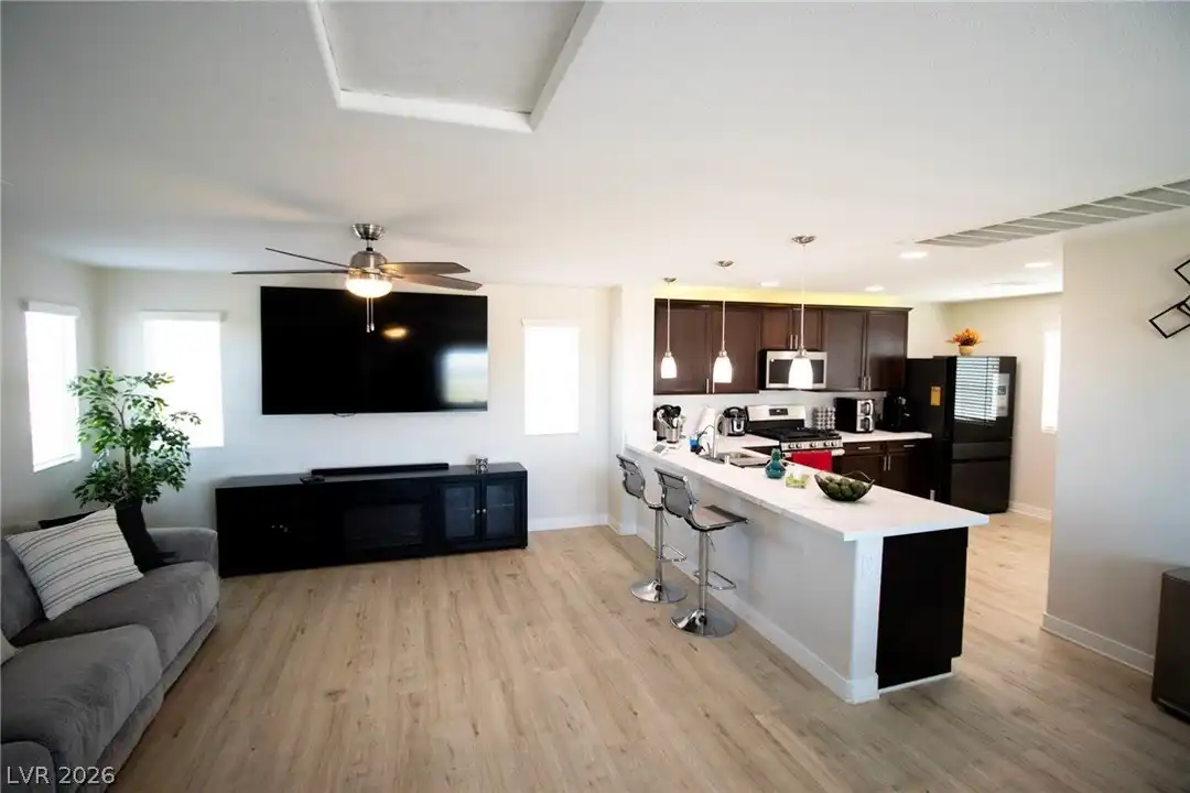 9955 S Heritage Desert St - More