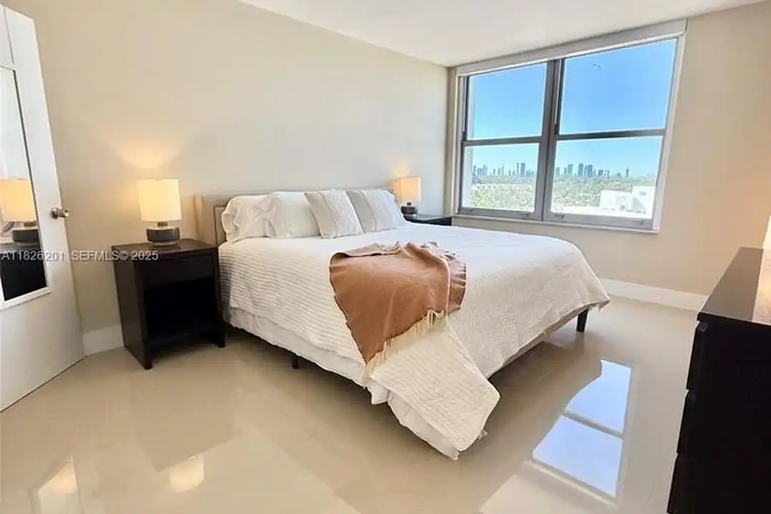 2899 Collins Ave unit #908 - View 6