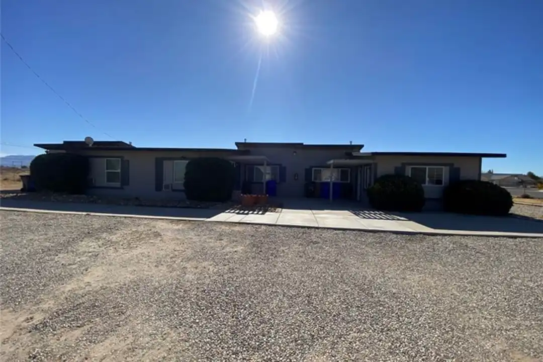 13193 Navajo Rd unit 3 – photo 1 of 17