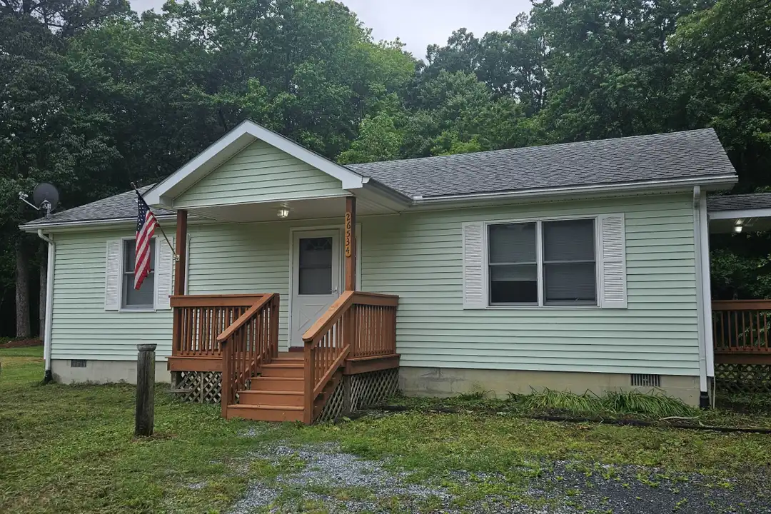 26534 Royal Oak Rd – photo 1 of 7