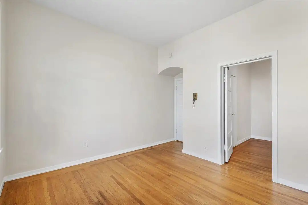 2318 Santa Clara Ave unit 2318 Santa Clara Ave #E - LU - More