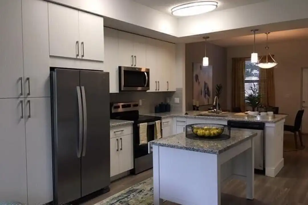 2760 Bosque Cir #307 - View 3