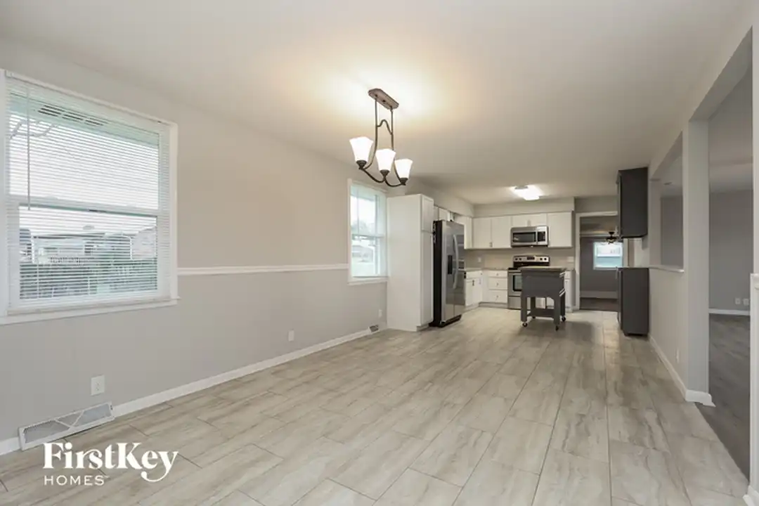 159 Wessington Pl - View 5