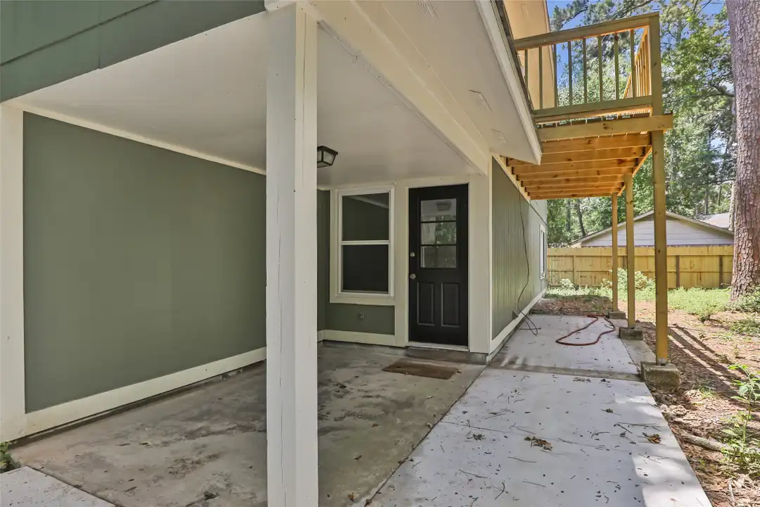 2108 W Lacey Oak Cir - More