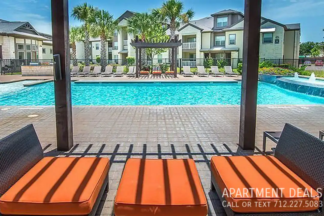 7410 Town Center Blvd - View 2