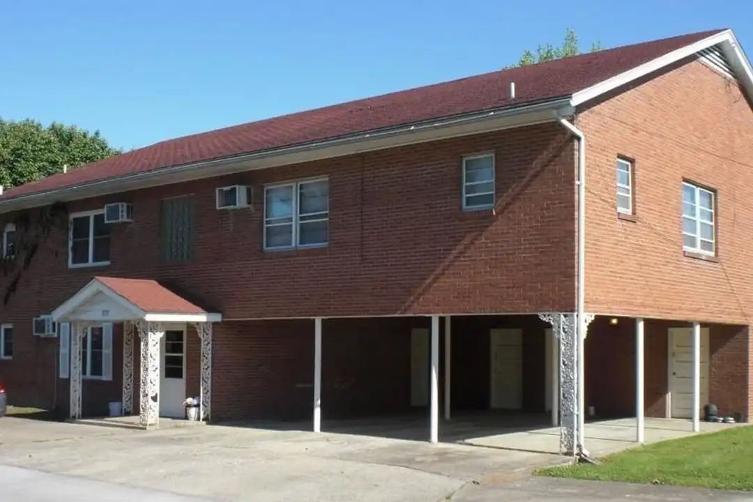 424 S 16th St unit Apt. 3 – photo 1 of 9