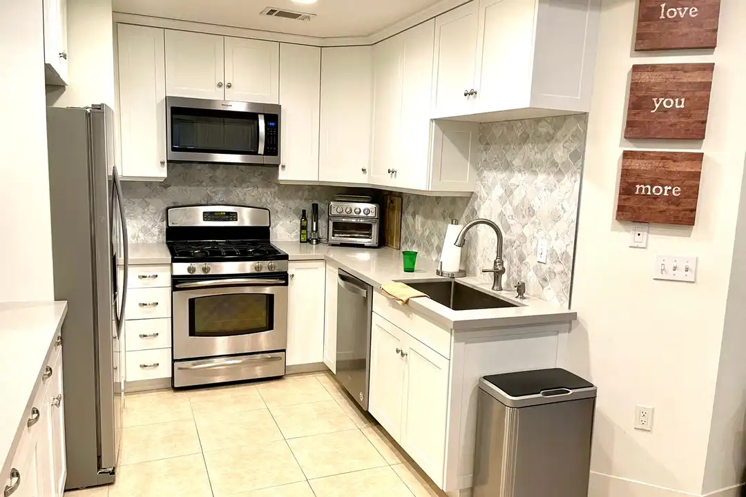 20402 Santa Ana Ave unit 9 - More