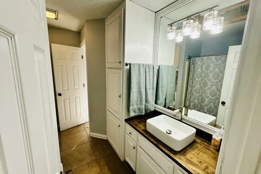 110 Willow Branch Dr unit D - View 5