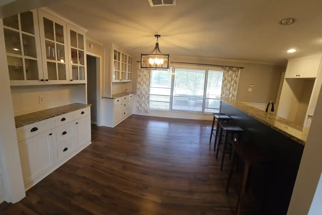 1340 Kathryn St - View 6