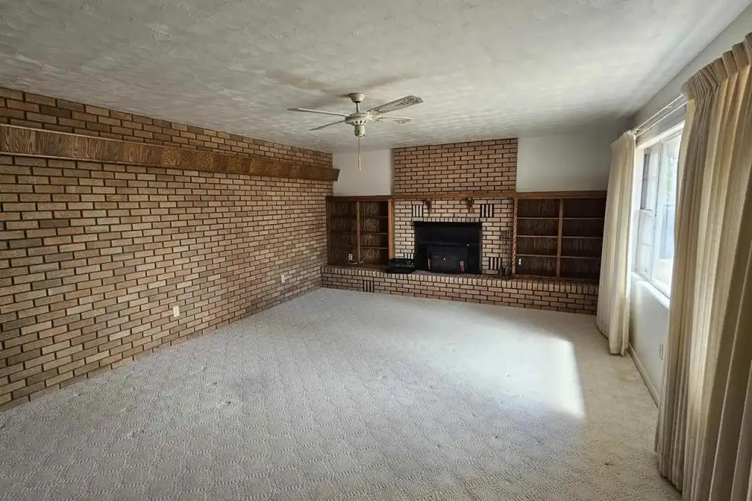 3254 Buena Vista Rd - View 2