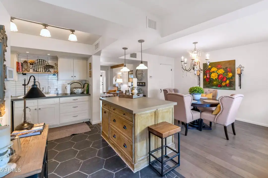 5101 N Casa Blanca Dr unit # 19 - View 4