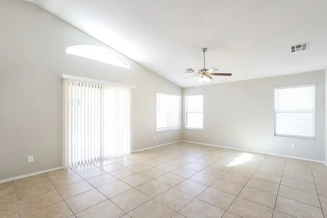 7427 W Tina Ln - View 3