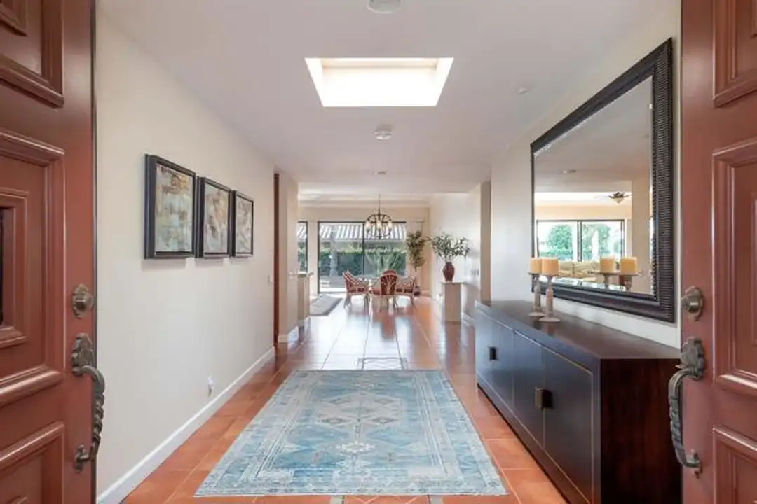 132 Yale Dr - View 5