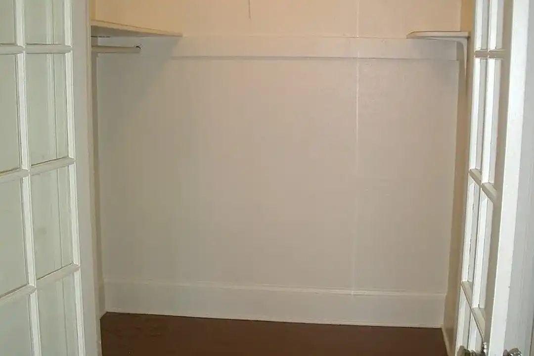 Lownsdale Apartments - View 5