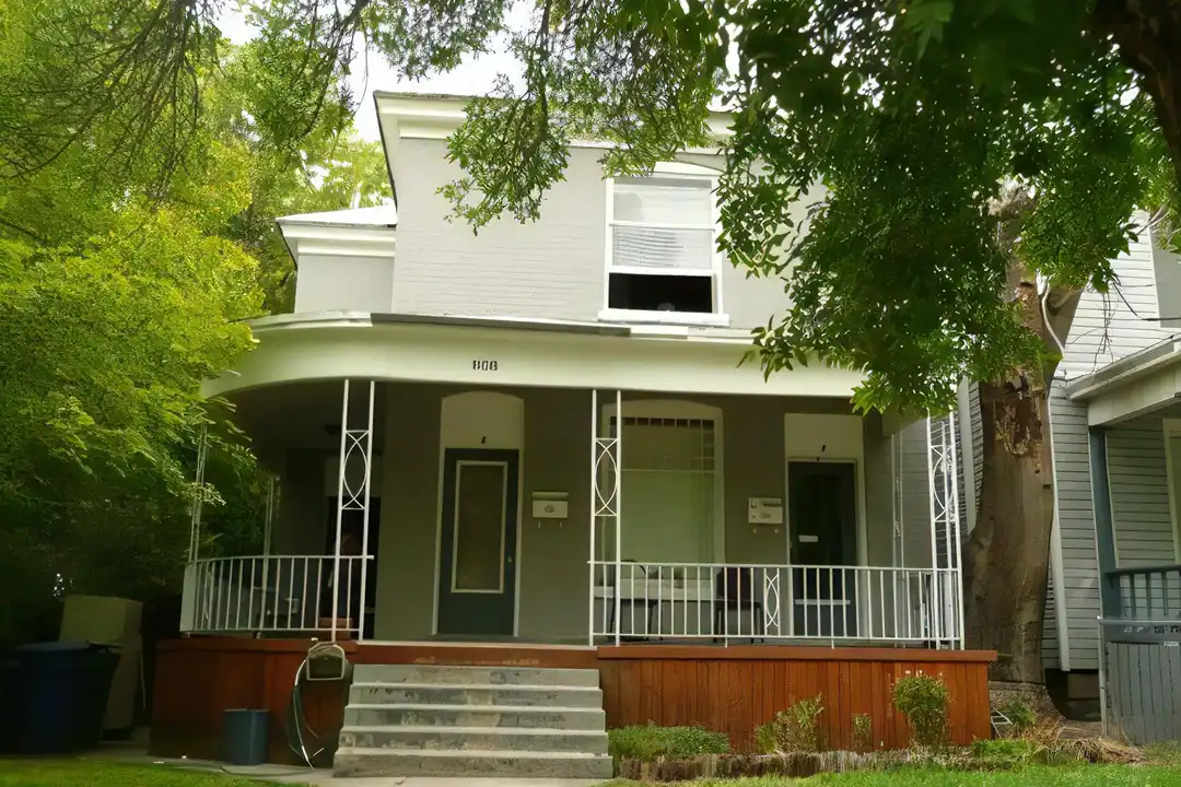 808 Park St. unit 808 S Park St – photo 1