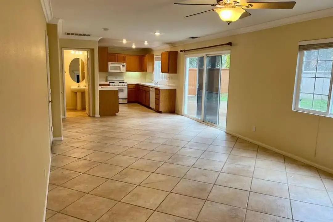 31671 Sandhill Ln - View 2