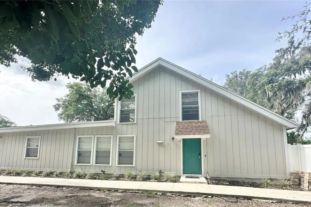 122 S Bulova Dr - View 2