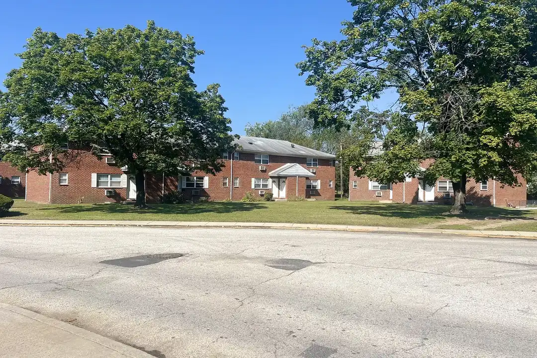 Gatehouse Apartments - View 5