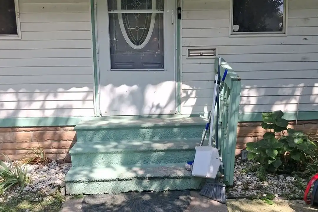 3350 Maple St – photo 1