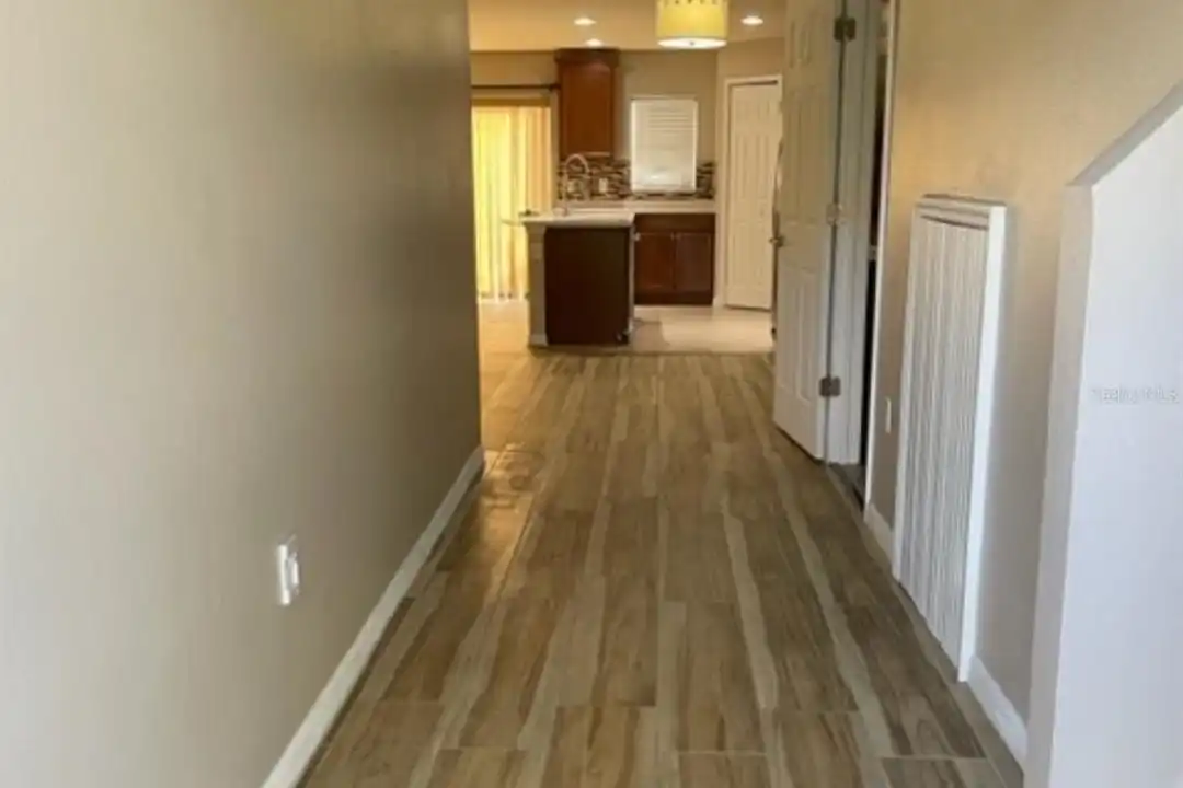2950 Willowleaf Ln - View 2