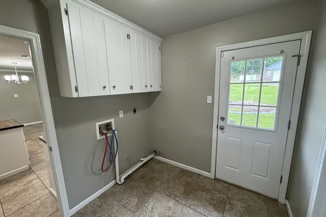 500 Oakdale Rd - View 6