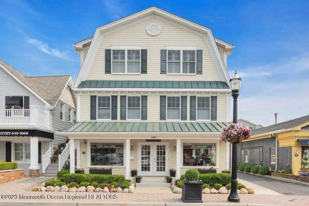 308 Morris Ave #A - View 3
