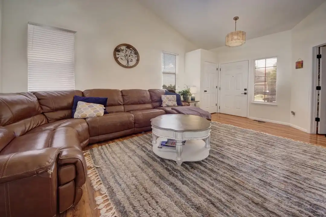7518 Stephenville Rd unit NA - View 2