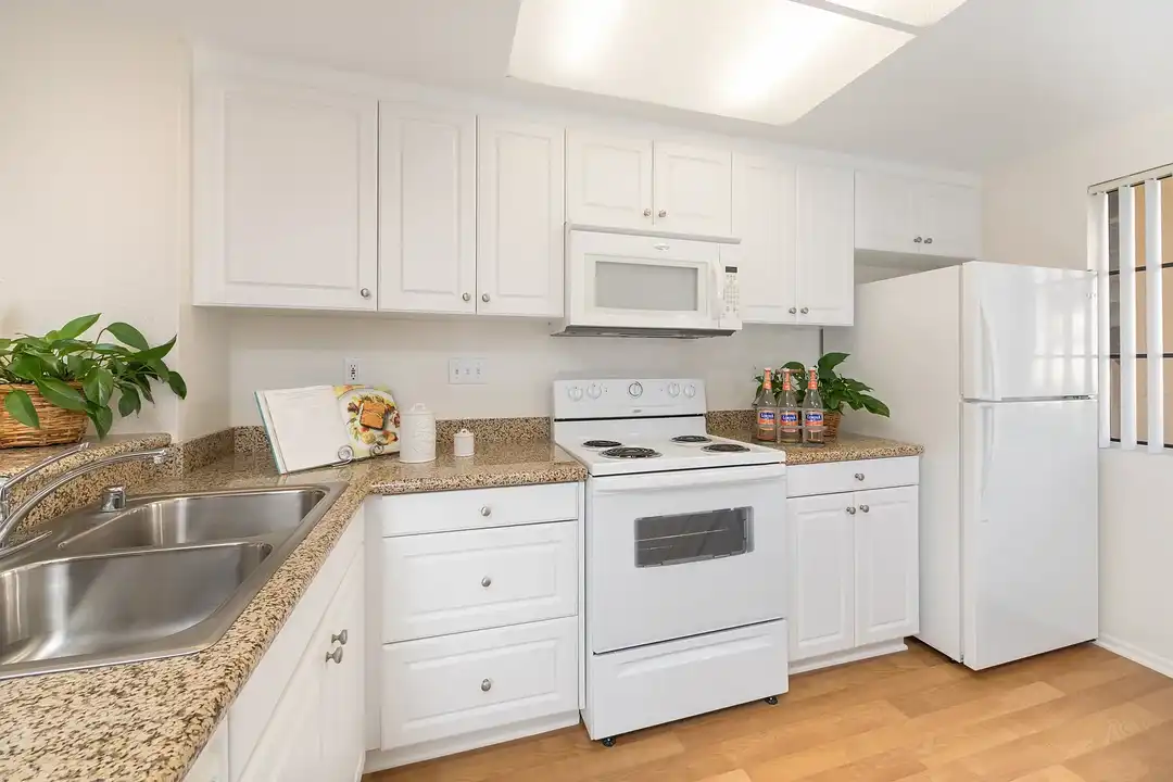 Rancho Tierra Apartment Homes - View 3