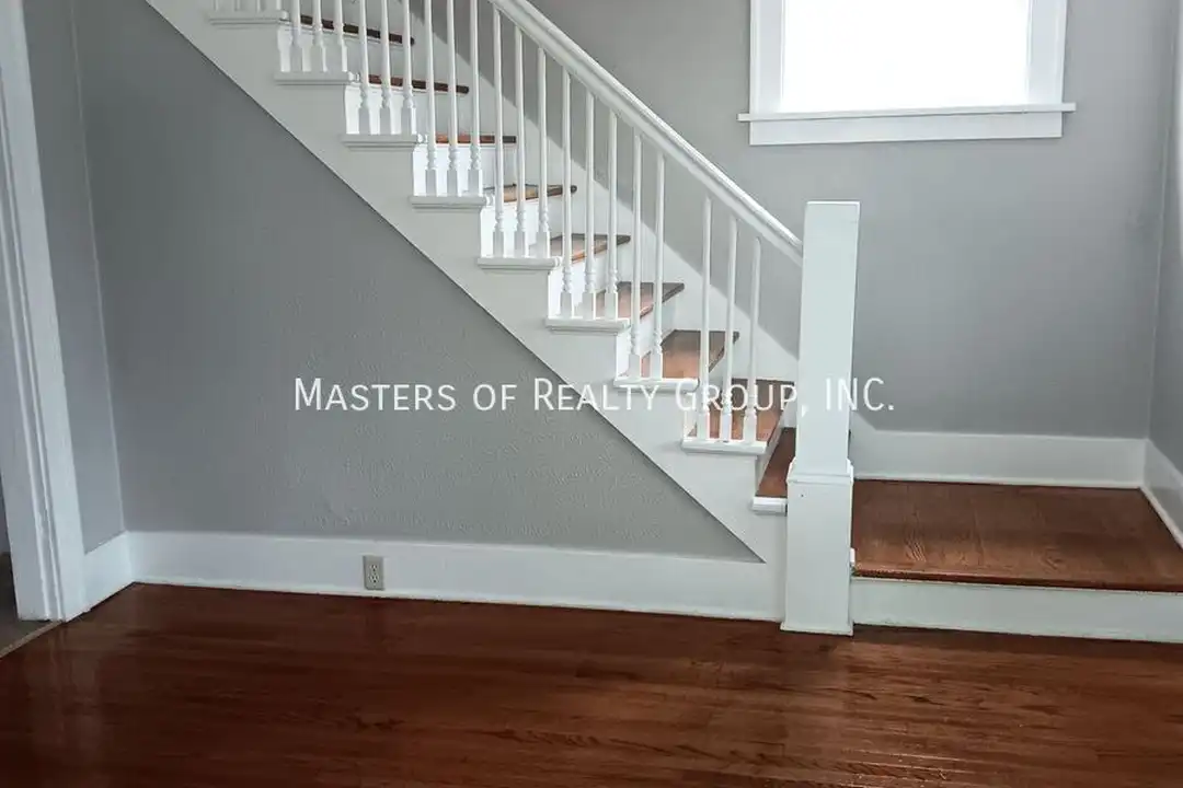 1129 Diamond Ave - View 4